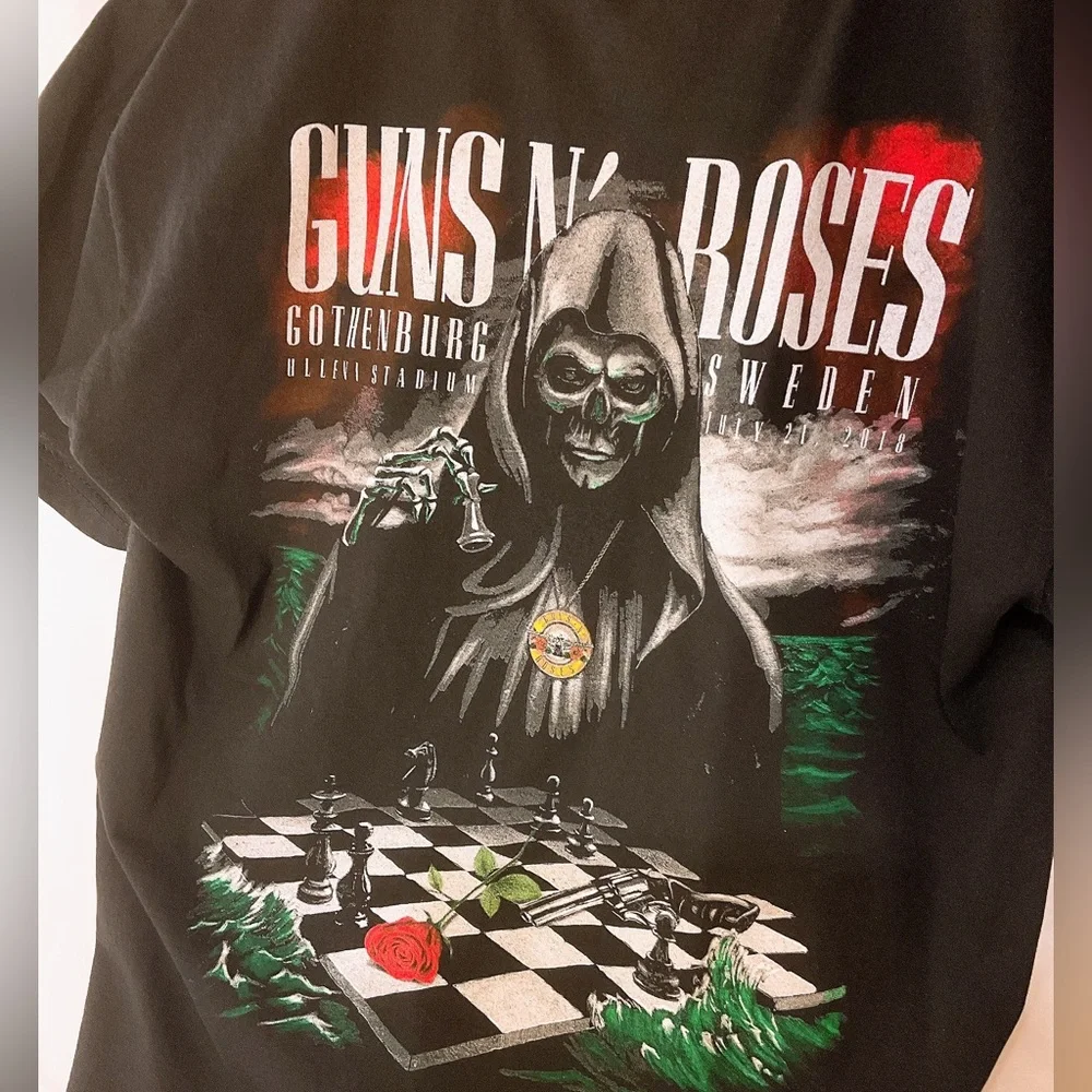 Guns N Roses Not In This Lifetime Sweden Tour T-Shirt - Picture 3 of 5